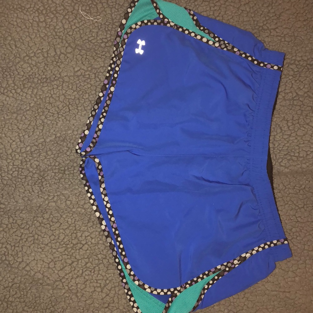 🌺Under Armour Blue/Green drawstring Shorts 🌺
